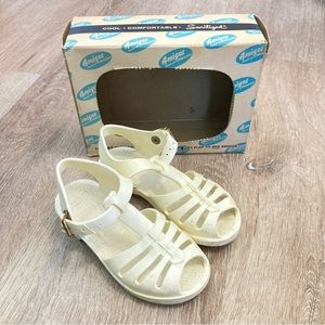 1950’s antique girls Amigos made of utrilon shoes